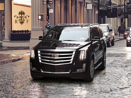 Top Destinations to Visit with Limo Service in the Tri-State Area