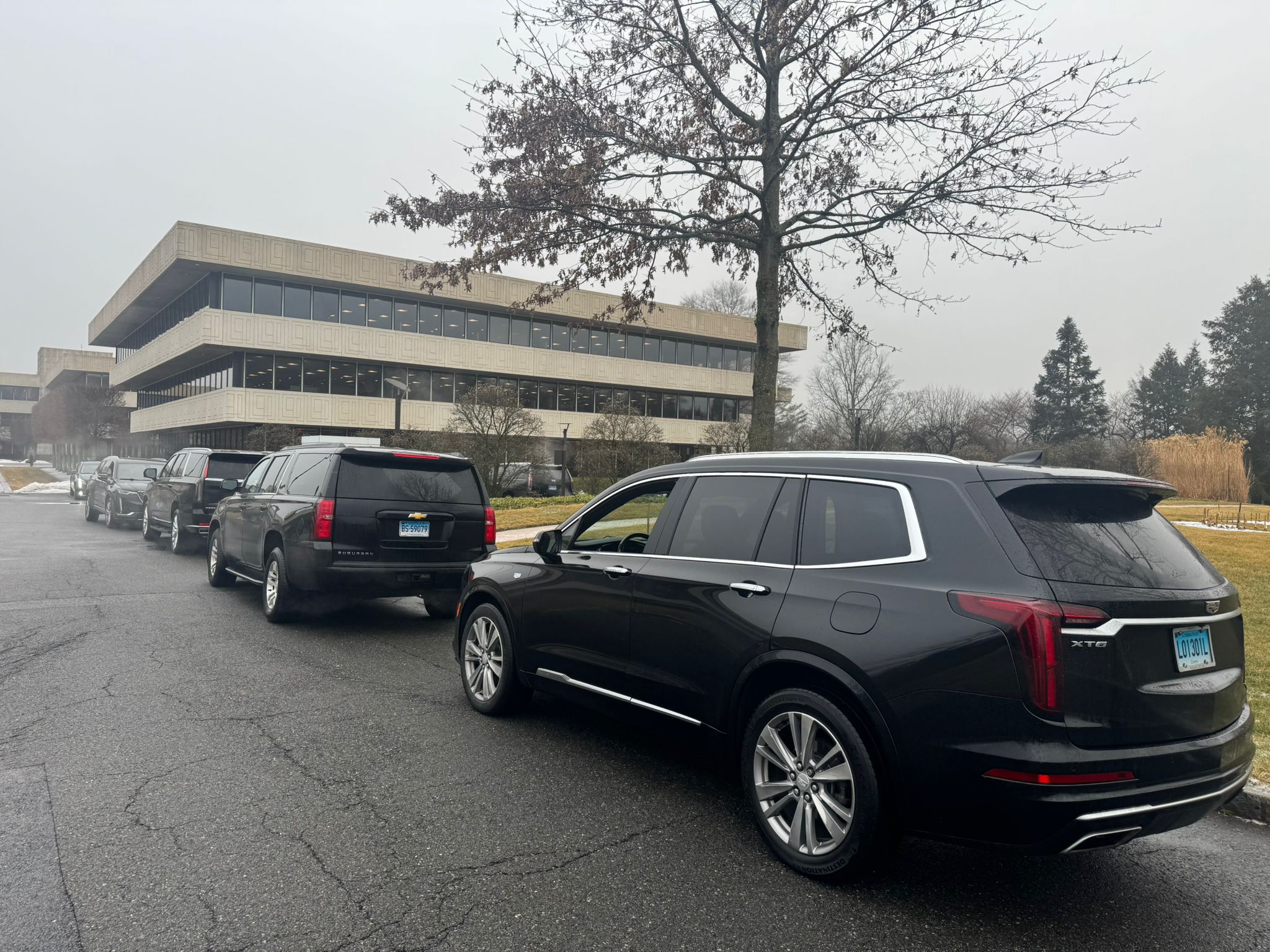 Looking for a limo service in Connecticut? Get the best limo rental for weddings, corporate events, or any occasion. Luxury, affordable, and reliable rides await you!